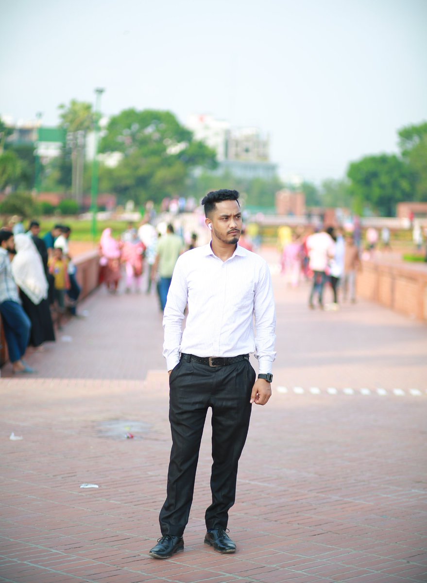 vpaniktalukder's tweet photo. ভালো লাগাটা প্রেম
আর ভুলতে না পারাটা ভালোবাসা....! https://t.co/26J2RdC7Vm