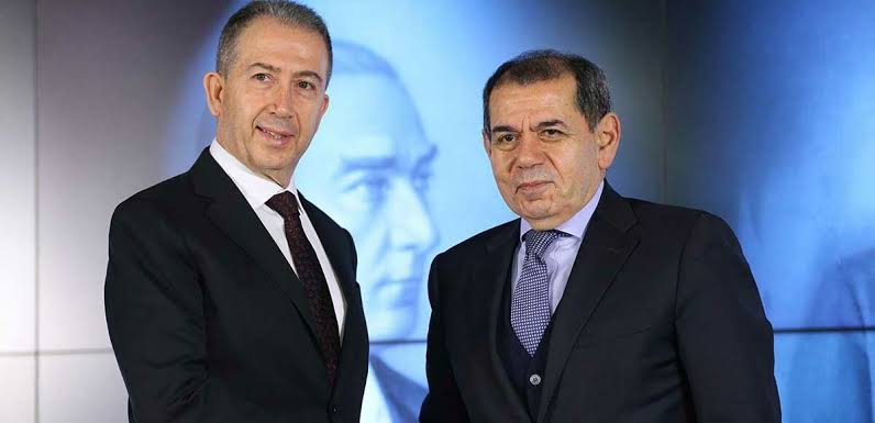 Dün hakkımızı gasp eden hakeme bugün yeniden görev verilmesi sizin utancınız olmalı.

Şampiyon olsak bile bu korkak ve pasif tavırlarla o seçimi kazanmanız mümkün değil.

Ya listeni baştan aşağı yenilersin, ya da bu korkak yönetim anlayışıyla birlikte sen de gidersin.