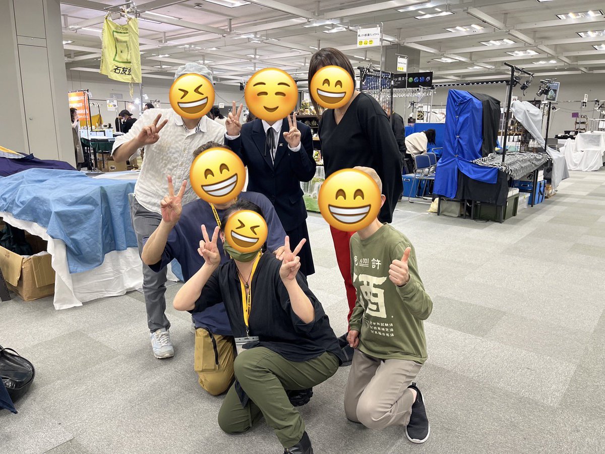 hotaruisi09051's tweet photo. 大阪ミネラルマルシェ３DAYS
沢山のお客さまに、ご来場・ご購入頂きました。

遠方からお近くから、昨年に引き続きましても、沢山のお土産も。
紫さん共々感謝の気持ちで一杯です。

また次も笑えるブースを心がけます。
有難うございました😊 https://t.co/p3Yri3REHK