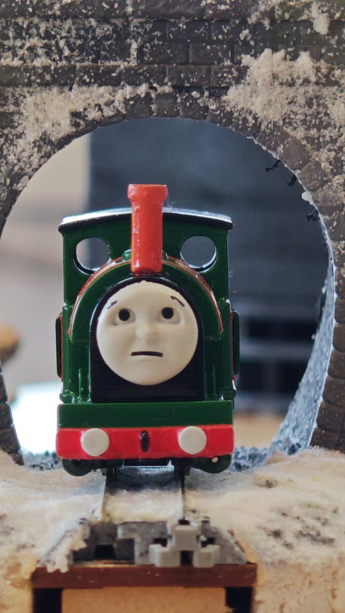 謎の機関車(Mysterious Engine) tweet media