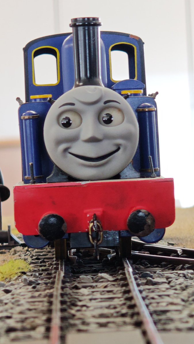 謎の機関車(Mysterious Engine) tweet media