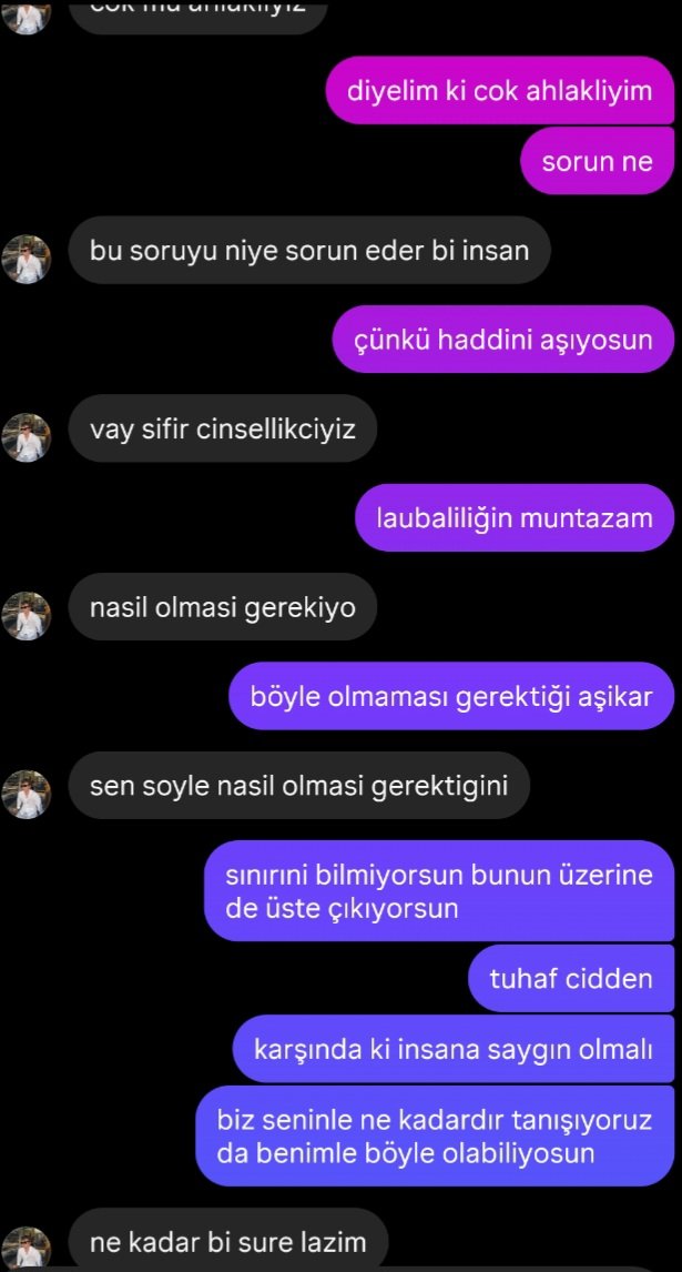 woman୨ৎ (kyk version) tweet media