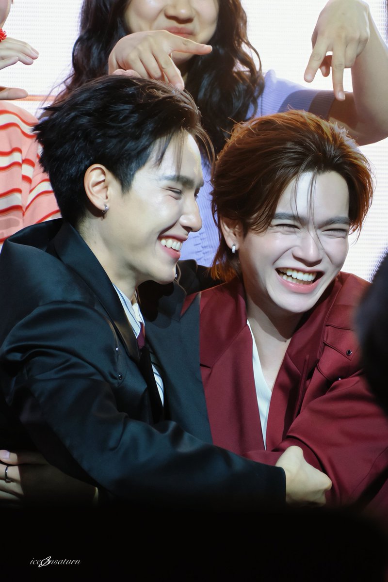 ice_on_saturn tweet media