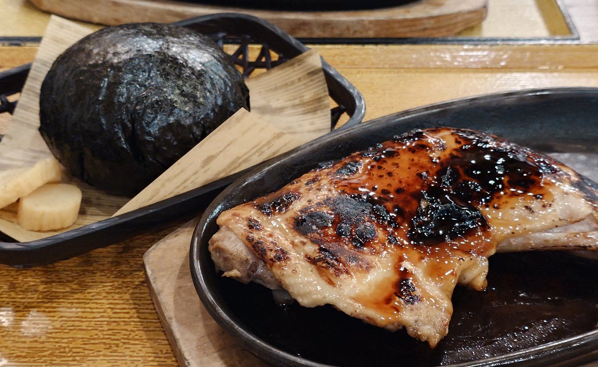 だくねす🦔a.k.a.紅葉のおすし🍁 tweet media