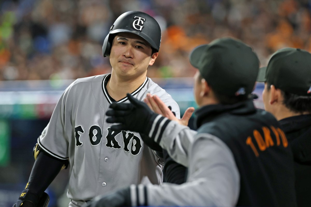 読売ジャイアンツ tweet media