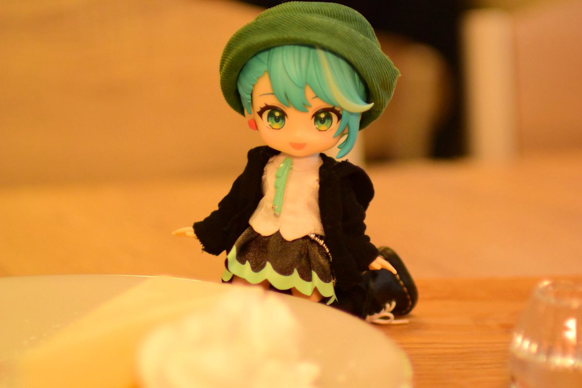 DollCafe TwinkleStars tweet media