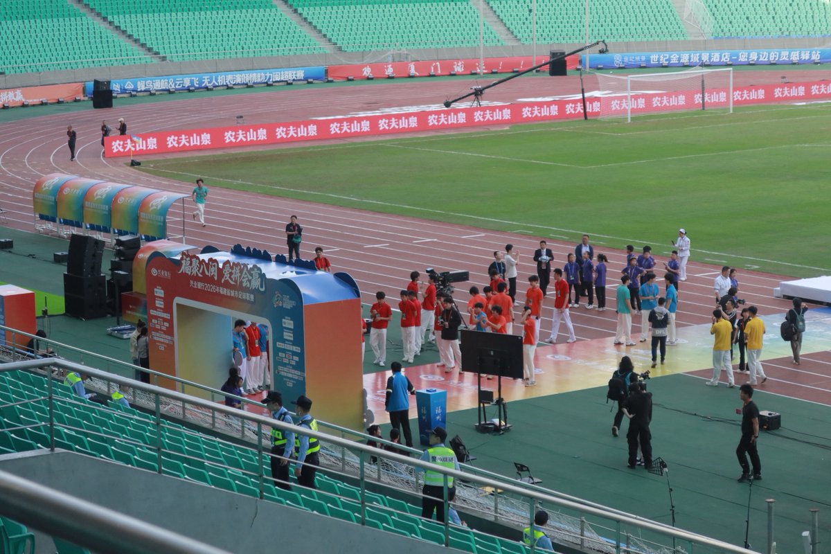 HolaFujian's tweet image. Tonight’s the night. 📷📷
FJCL kicks off and I’m ready for the energy, the noise, the moment.
Let’s see who writes the first chapter. 📷📷
#FJCL #KickoffNight #GameOn #Fujian