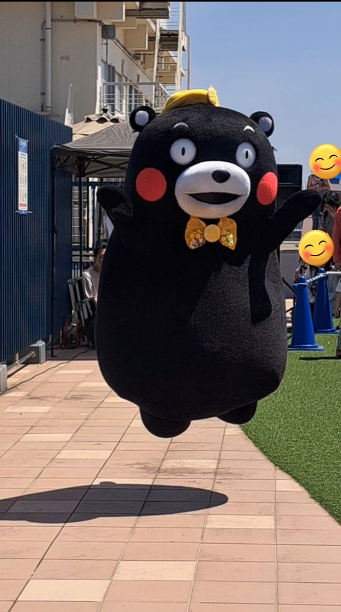 （ゆ） tweet media