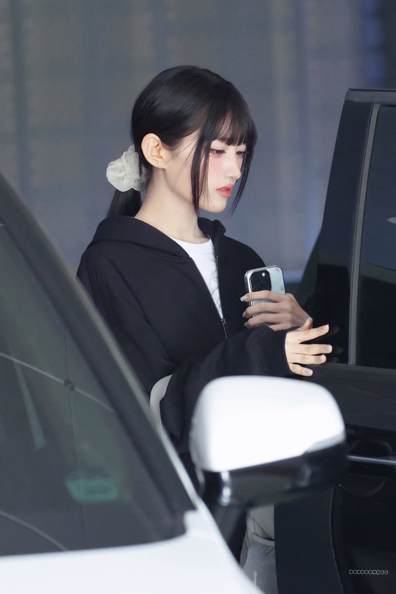 떠뚠니 tweet media