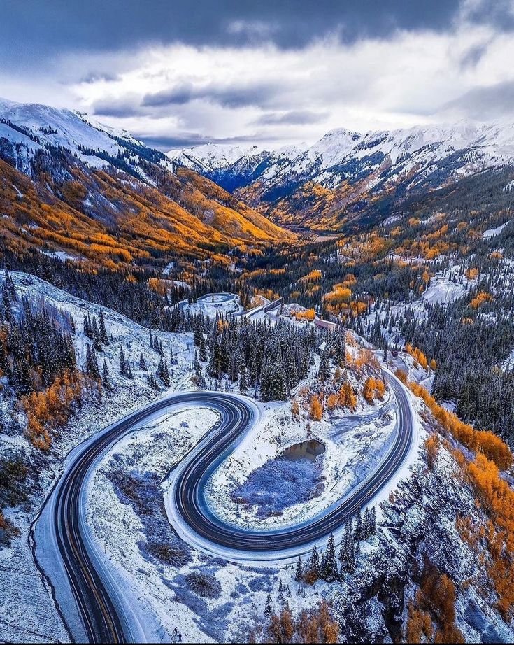 AmazingNature00's tweet photo. Alaska - USA 🇺🇸 https://t.co/2UV0z0zZ3L