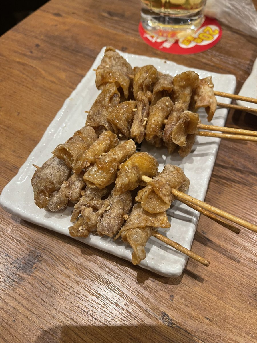 Var_eGo's tweet photo. 最強に美味い鶏皮にまた会いに来た https://t.co/YzBIG5Lo0R