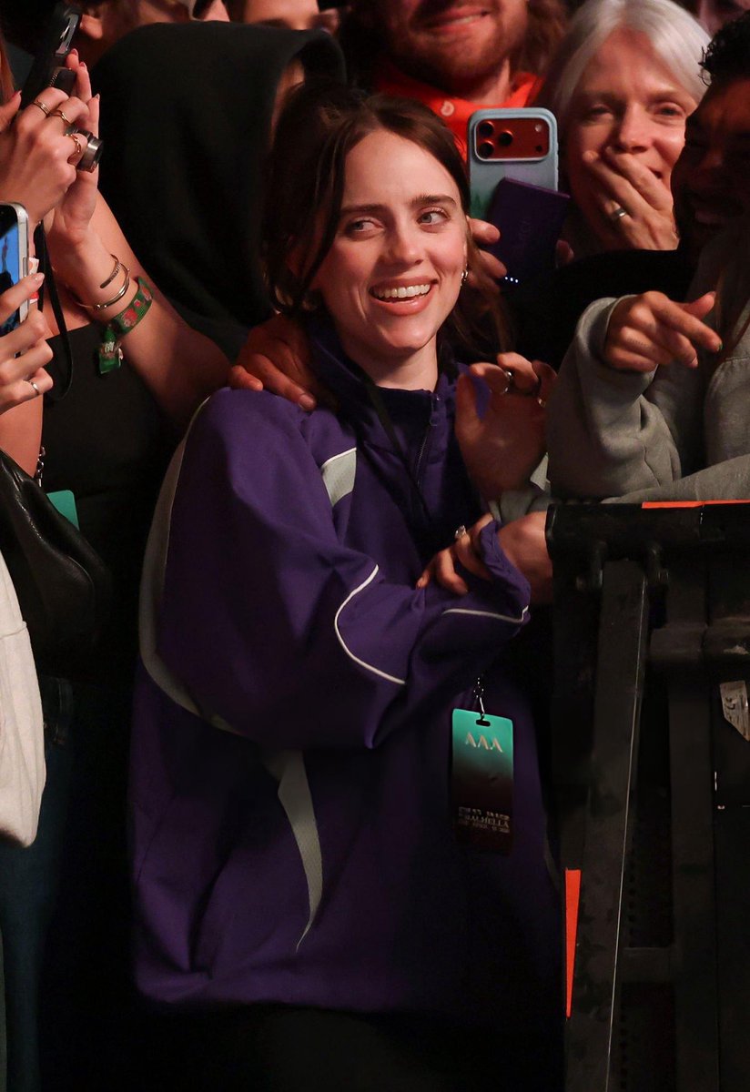 Billie Eilish Tours tweet media