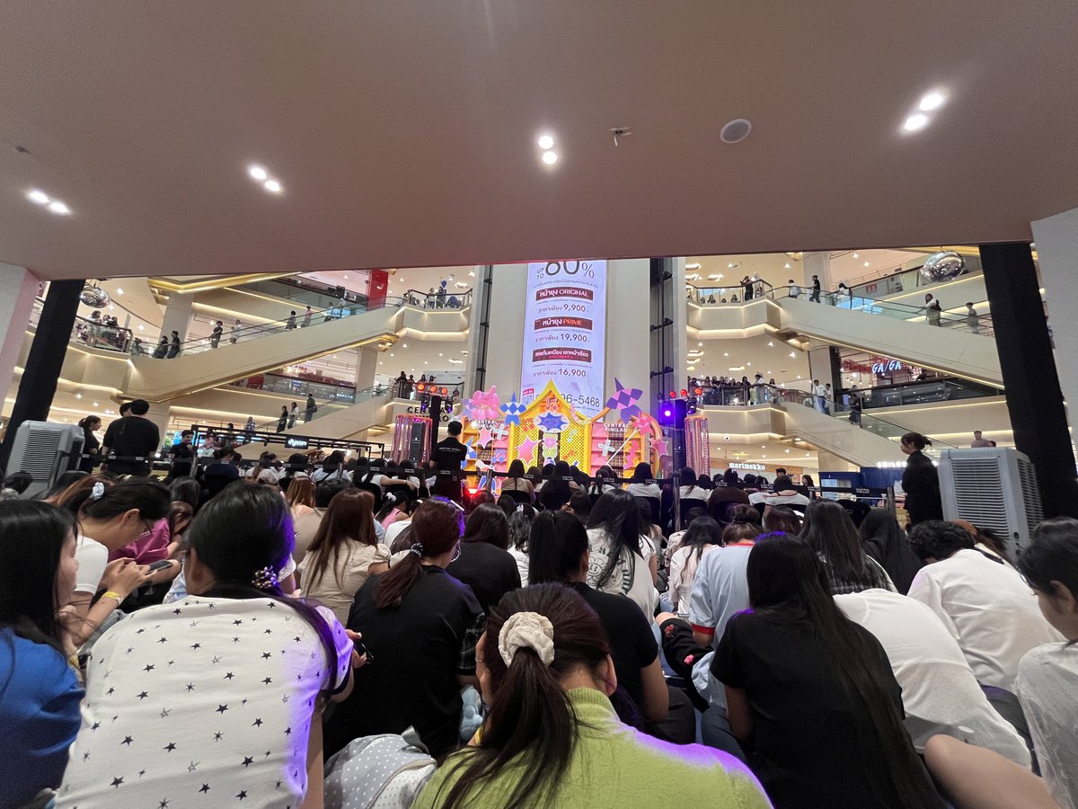 CRUSH ON TEETEE tweet media