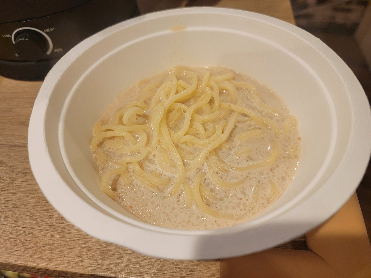 ぴあにぃ tweet media