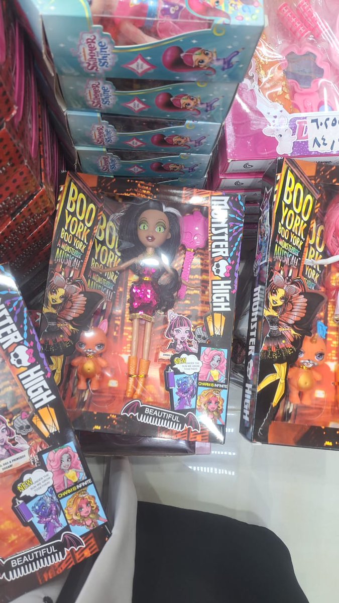 plasticsherbets's tweet photo. Thinking of these dolls that gave me a hit tweet then I felt uncomfortable and worried because I didn't ask my sister if it's okay to post even though she doesn't care at all https://t.co/F1C26UcLIa