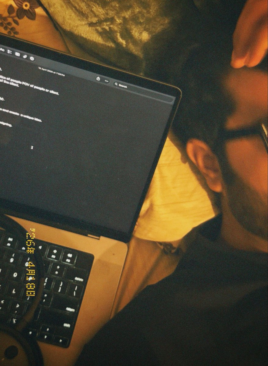 Kalpsyap's tweet image. Day 1 of learning designing.

Key points learnt today: 
1. Colour theory 
2. Typography 
3. Alignment 
4. Contrast 
5. Hierarchy 

#grow #design #basics