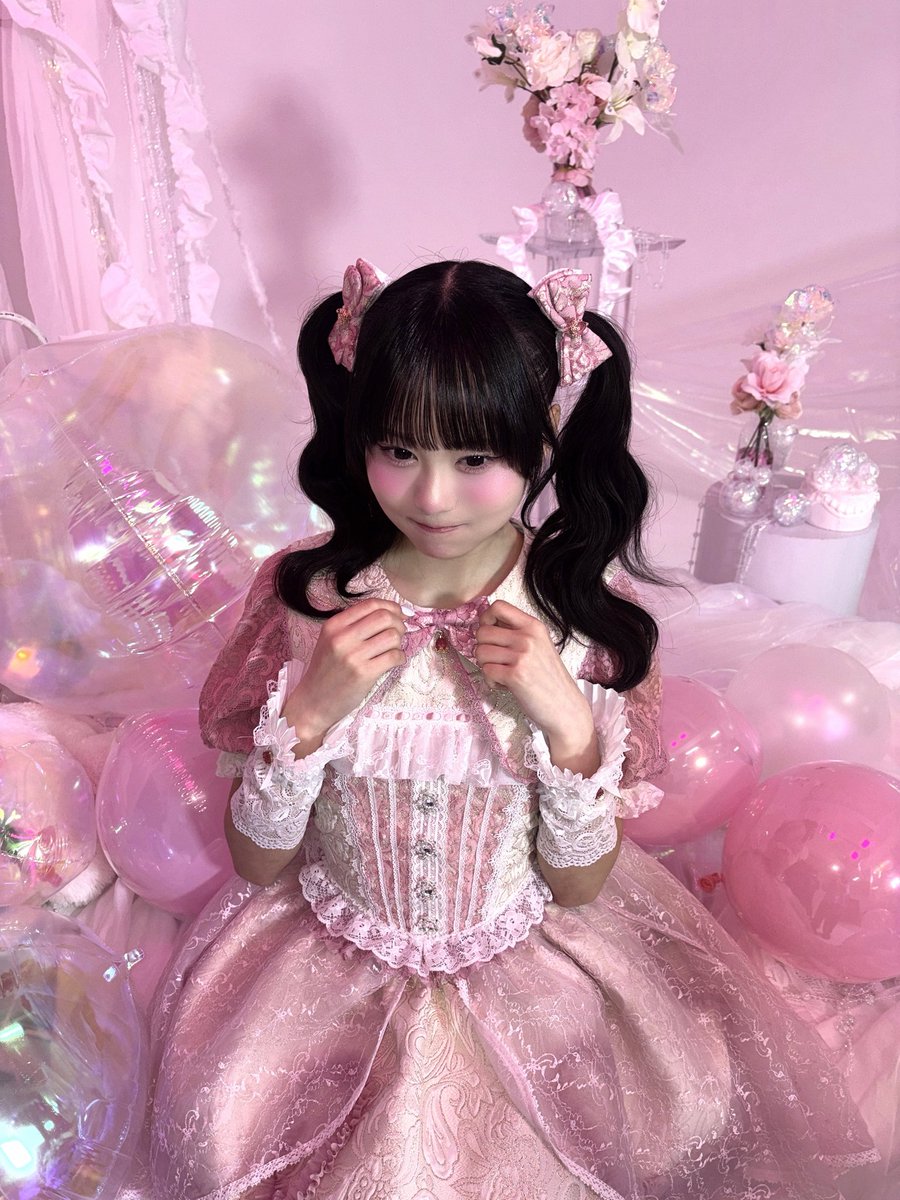 sara_swdp's tweet image. この度、ゆぴえなさんプロデュースのアイドルグループ【＠Switch_Drop_】のメンバーとして活動させて頂くことになりまし
た！！
ピンク担当🌸加藤紗羅（かとう さら）です🌸💞
よろしくお願いします！🩷ྀི
 #SwitchDrop  #すいっぷ  #加藤紗羅   #ゆぴえな #ゆうぴーまん  #えなぴ