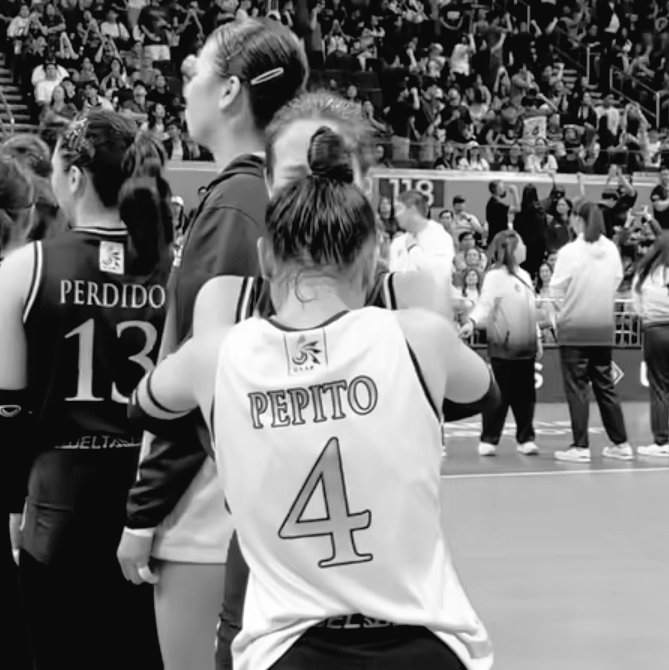 essay writing contest entry #1:

realizing that detdet only has a few games left with ust already hurts, but realizing that regina only has a few games left with her ate det whom she's been with from the very first time she wore a ust jersey? heartbreaking. gut-wrenching.