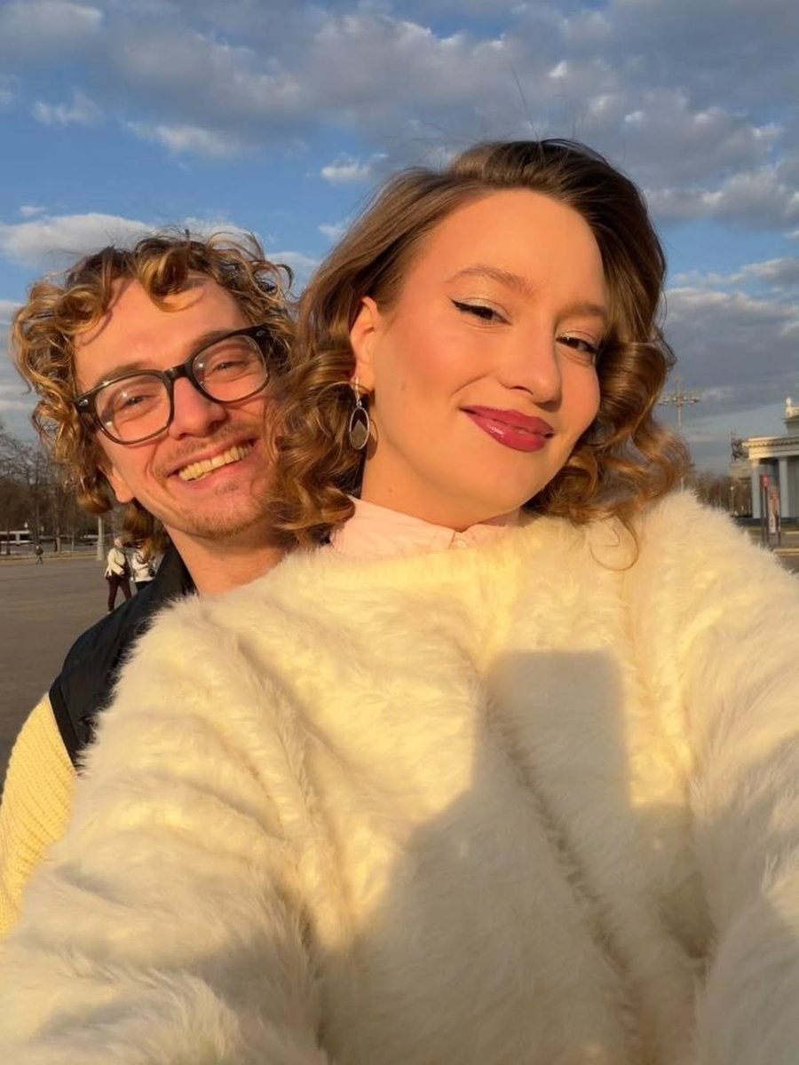 восхищённый болгарин™ tweet media