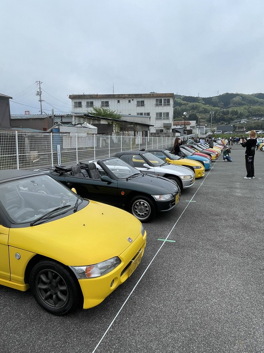 バシラ tweet media