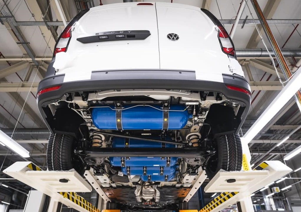 Metanoauto's tweet image. 🚗🔧 Novità @mitgov_it, prima #riqualificazione visiva della bombole Cng1 Cng2 e Cng3 ma...
➡️ metanoauto.com/modules.php?na…
#greenmobility #metano #CNG #GNC #Biometano #auto #automobile #cngcars #bombolemetano @federmetano @Assopetroli @ngvitaly @Ecomondo @sicurauto @Staffetta