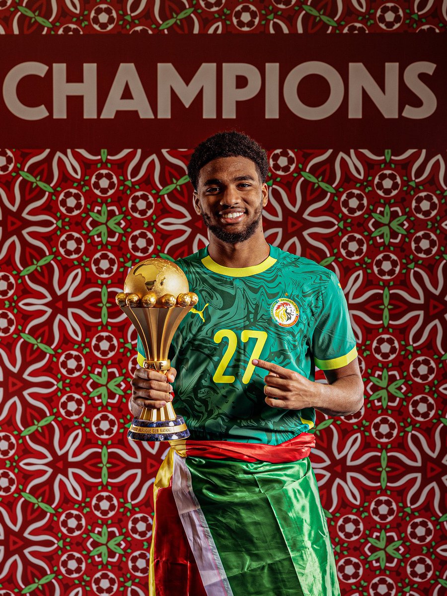 Sen 🇸🇳1-0 🇲🇦Maroc tweet media
