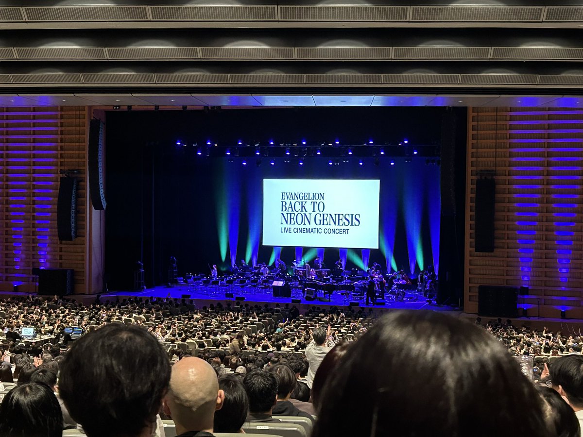 y_ishizuka's tweet image. エヴァのコンサート、とても良かった！
リアタイ勢ではない自分でこれなら、30年間追ってきた人たちの感動はものすごいのだろうなあ…
#BackToNeonGenesis