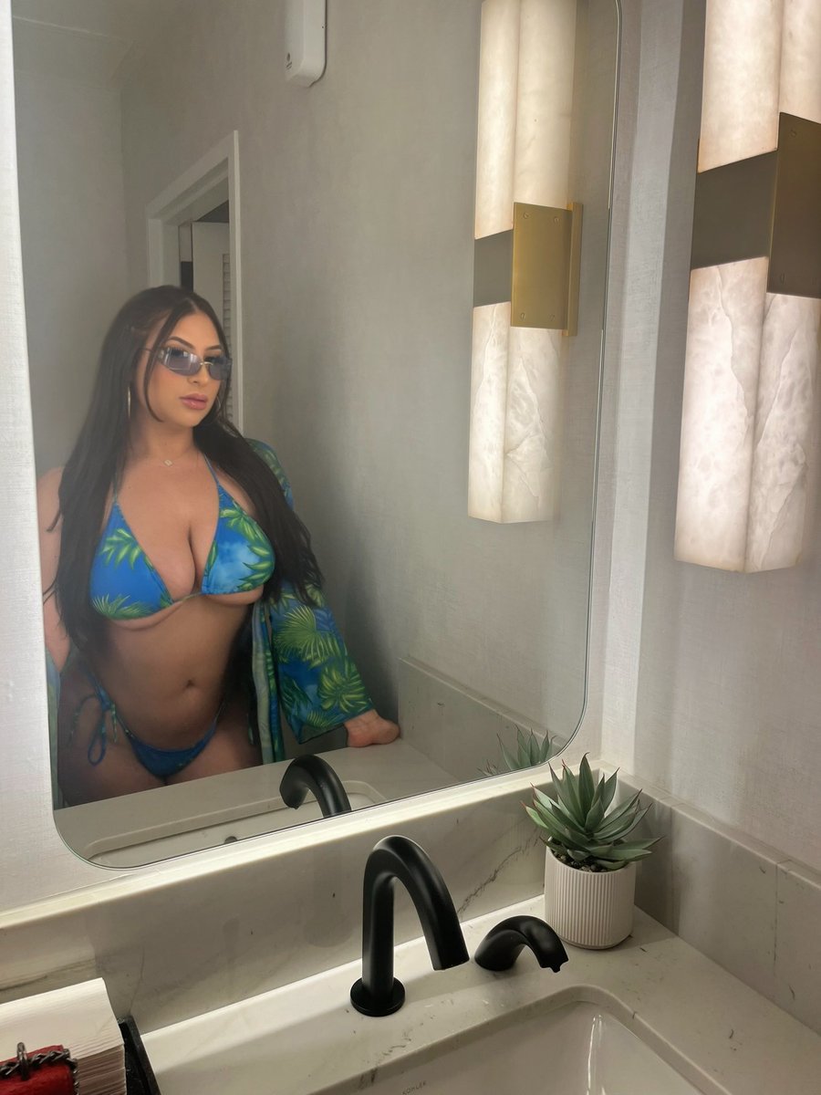 viridianaarias_'s tweet image. 😘 #arizona #onlyfans #latina
