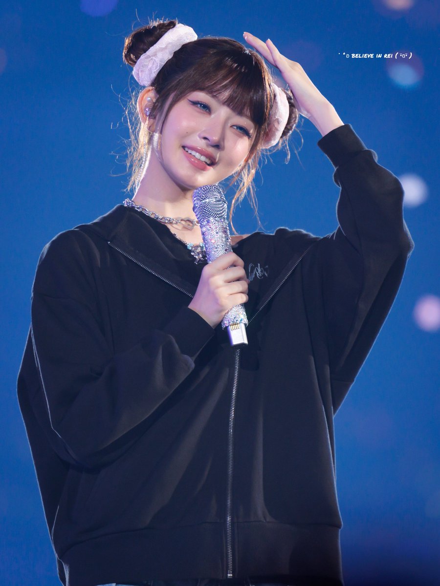 believe_in_rei's tweet photo. 260419 OSAKA🇯🇵
本当にありがとう🥹
#레이 #REI #レイ
#아이브 #IVE #アイヴ
#SHOW_WHAT_I_AM https://t.co/xCf402RLPJ