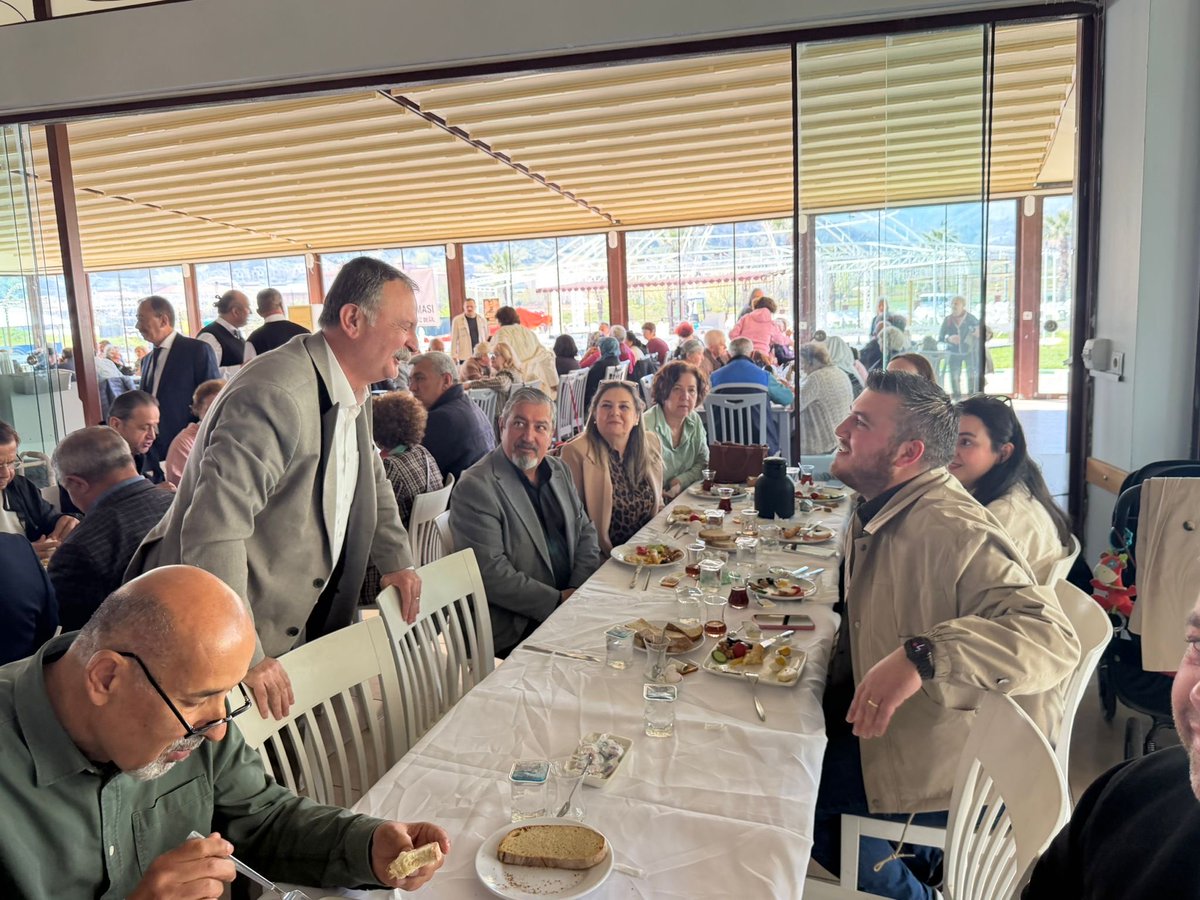 Salihli’de BirGün Gazetesi okur buluşmasında dostlarla bir araya geldik.

Bağımsız ve özgür basının önemli temsilcilerinden BirGün Gazetesi ile dayanışma içinde olmaya devam edeceğiz.