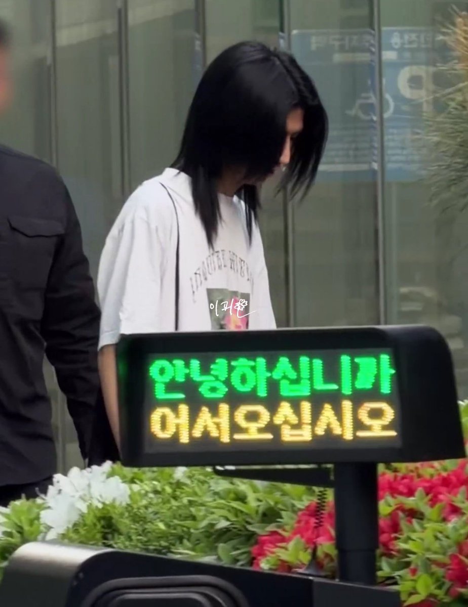 끼토락·◜𖥦◝ tweet media