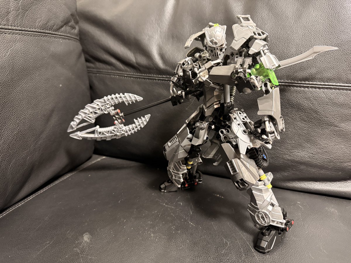 kanari674's tweet image. スカルマスクがすごくいい。

結構満足いく作品できた。
隠し腕はロマン

#バイオニクル
#bionicle
#lego