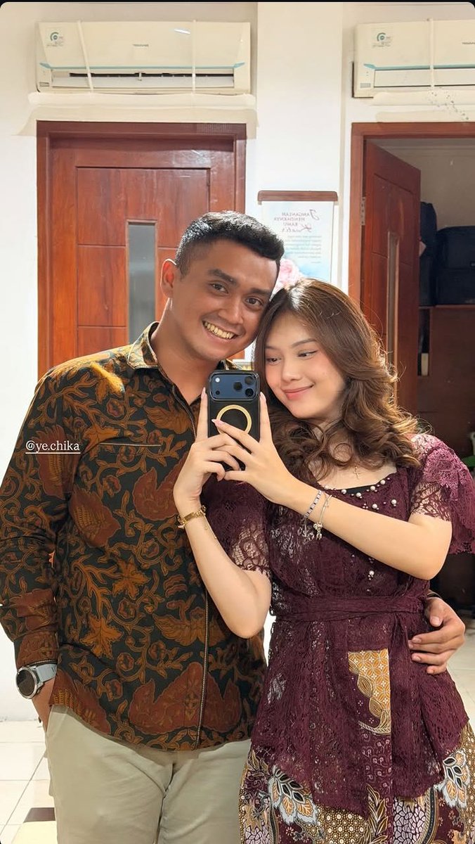 wordelfaa's tweet photo. fav couple gweh😻 https://t.co/DG6XrXO3lE