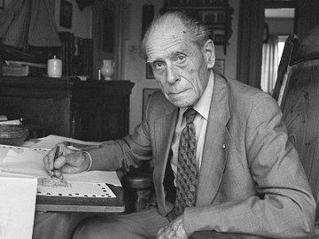 heatonmoorpark's tweet image. Birthday in the park:  Anton Pieck, 1895-1987, painter, artist and graphic artist......artnet.com/artists/anton-…    (Image:  Koen Suyk)    #art #graphics