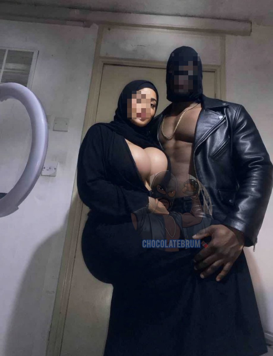 She says she’s going to her sisters 🧕🏾 but ends up at my place late at night ! 

#hoejabi #bustyhijab #bnwo