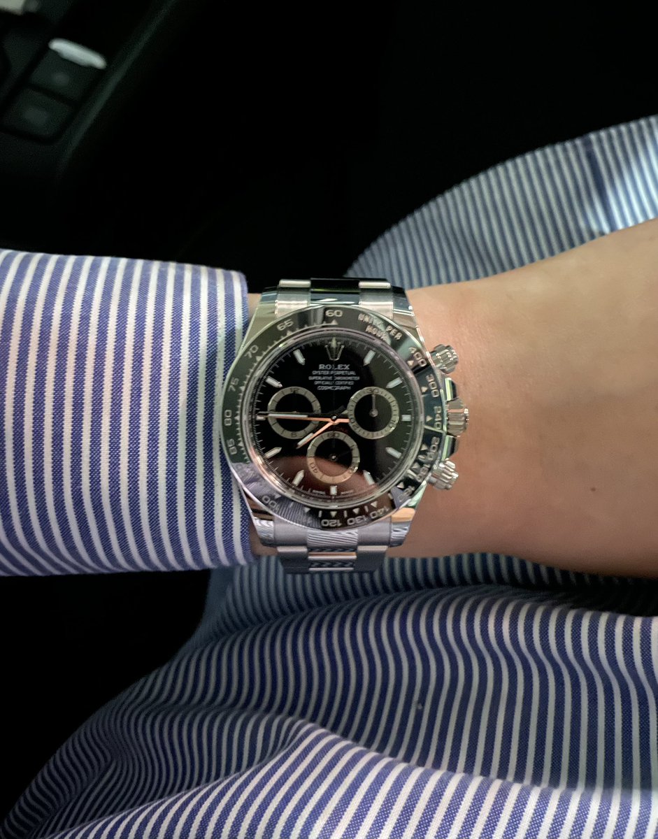 s214270's tweet photo. いつ見てもイケメンです💯

早く予約しているものが来ないかな〜🥺

#Rolex 
#ロレックス https://t.co/zwVV3xf8Ix