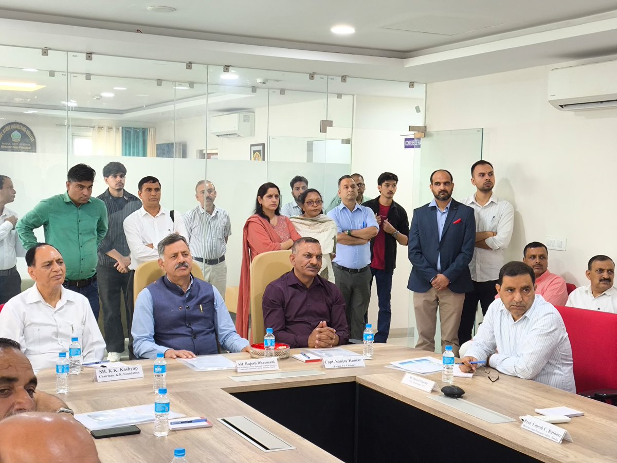ghecbilaspur_hp's tweet image. Government Hydro Engineering College, Bandla, inaugurated its Solar Incubation Centre and hosted a Medical Camp with KK Foundation. The event was graced by Hon’ble Minister Shri Rajesh Dharmani ji and Captain Sanjay Kumar inspiring students.

#Inauguration #SolarEnergy #GHEC