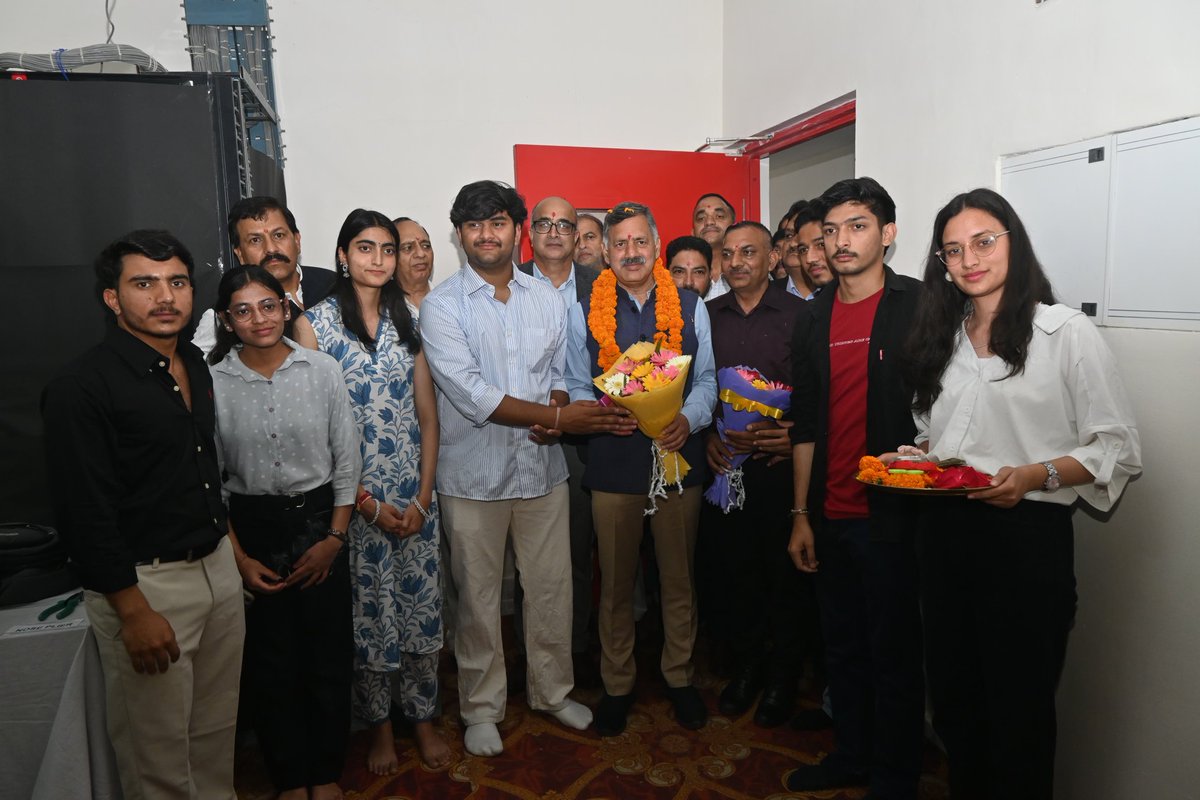 ghecbilaspur_hp's tweet image. Government Hydro Engineering College, Bandla, inaugurated its Solar Incubation Centre and hosted a Medical Camp with KK Foundation. The event was graced by Hon’ble Minister Shri Rajesh Dharmani ji and Captain Sanjay Kumar inspiring students.

#Inauguration #SolarEnergy #GHEC