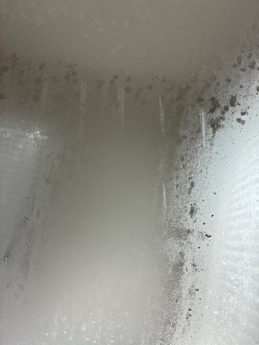 unknown60838's tweet photo. 🚿🧼 https://t.co/kFlW0v03Kf