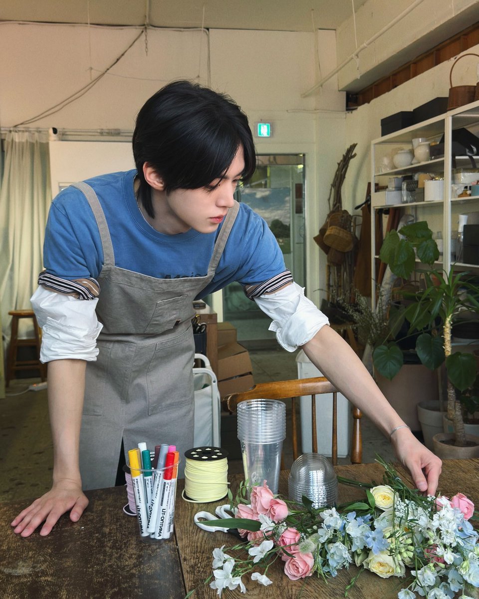 ヨモギ tweet media