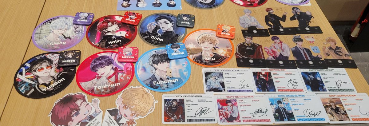 정말 많은 일이 있었고....
원하던거 다 모을 수 있어서 행복합니다 우리 한번더하자