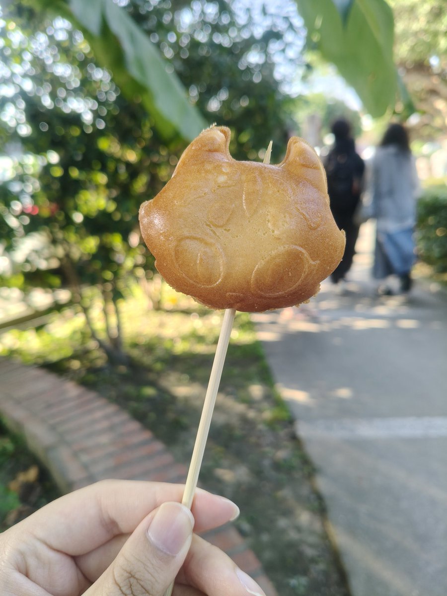 juliyahaa's tweet image. 雞蛋糕等好久…
#NeonRush #新世界狂歡