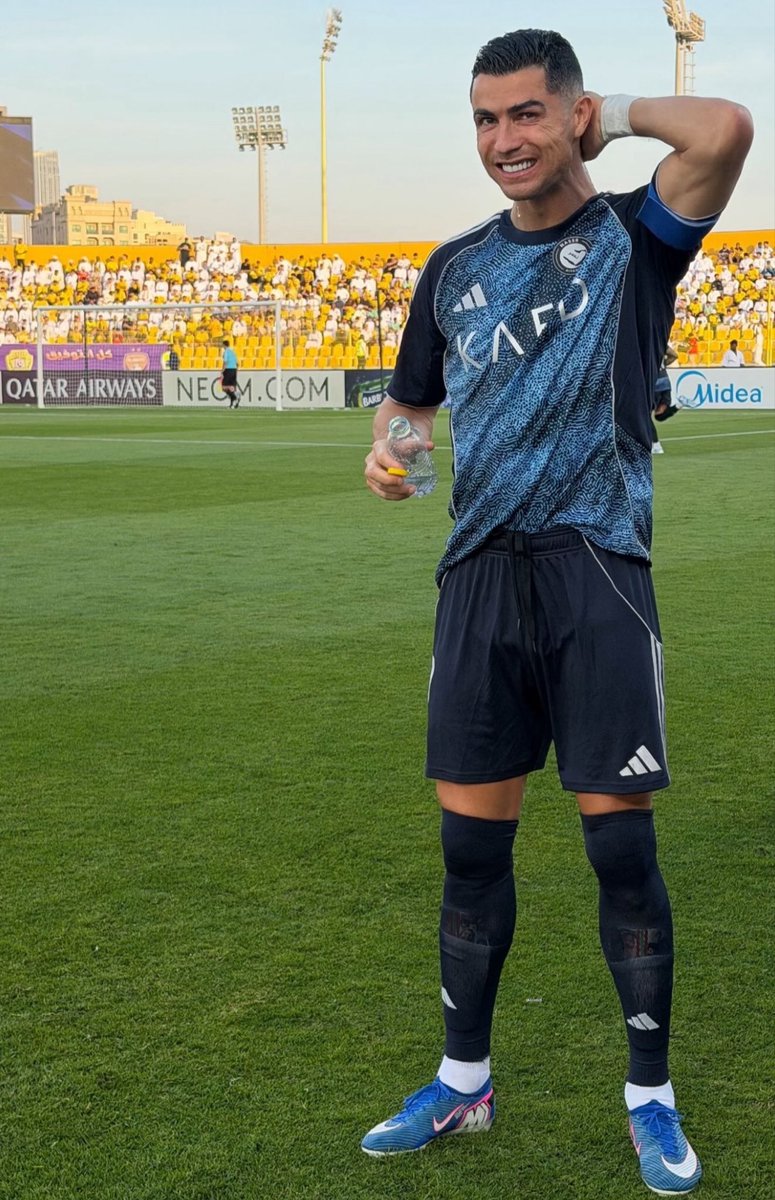 Arielipillo tweet media