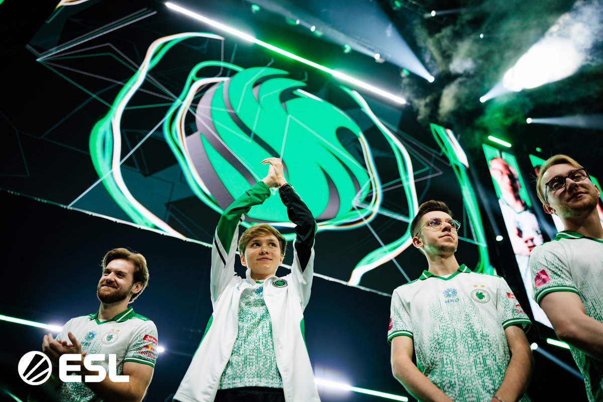 Intel® Extreme Masters tweet media