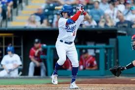 LA DODGERS HIT AND RUN tweet media