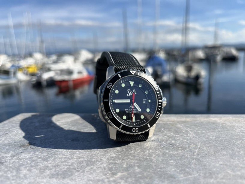SwissD1VER's tweet image. ‘Sol’ Watch soaking up a ‘Slice Of Life’

Sun’s Out, Wind’s Up &amp;amp; Time’s Now

Week of meetings ahead in La Chaux de Fonds and Le Locle 🚀🙏🏽

#SolWatch #SwissMade #Solar #Watch #ChargedontheMatterhorn 🇨🇭⌚️☀️🏔️