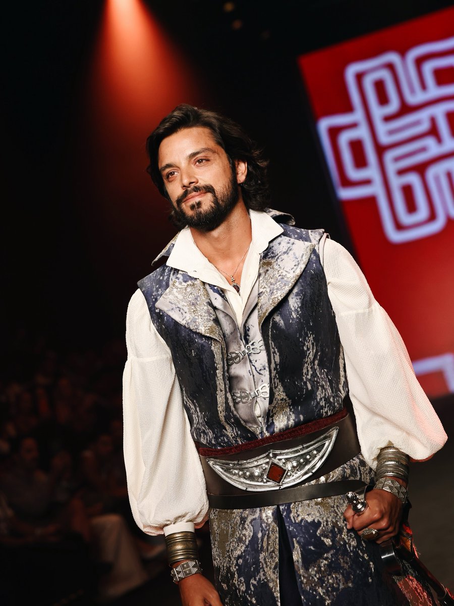 Central Rodrigo Simas🦒 tweet media