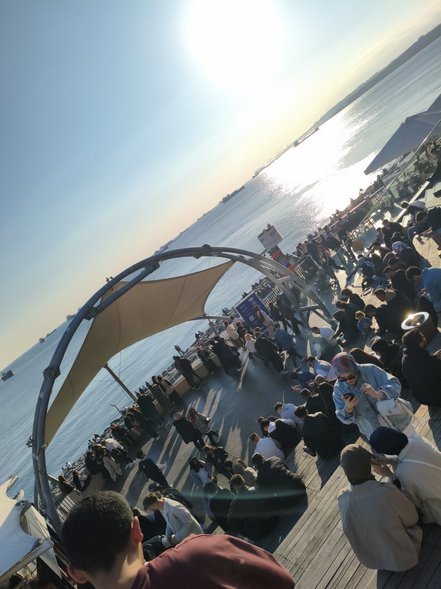 nerde olduğumu bilene bir kutu tütün kolonyası