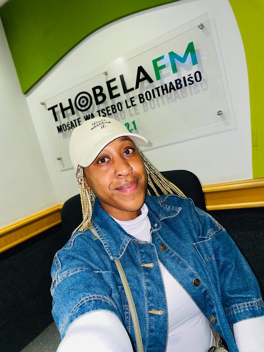 Oratilekekana12's tweet image. From community, campus and commercial radio to the public broadcaster 📻❤️it can only be God. 
#oratilekekana

#RadioLover #Radio #BroadcastJournalist #Journalist #RadioProducer #RadioNewsReader