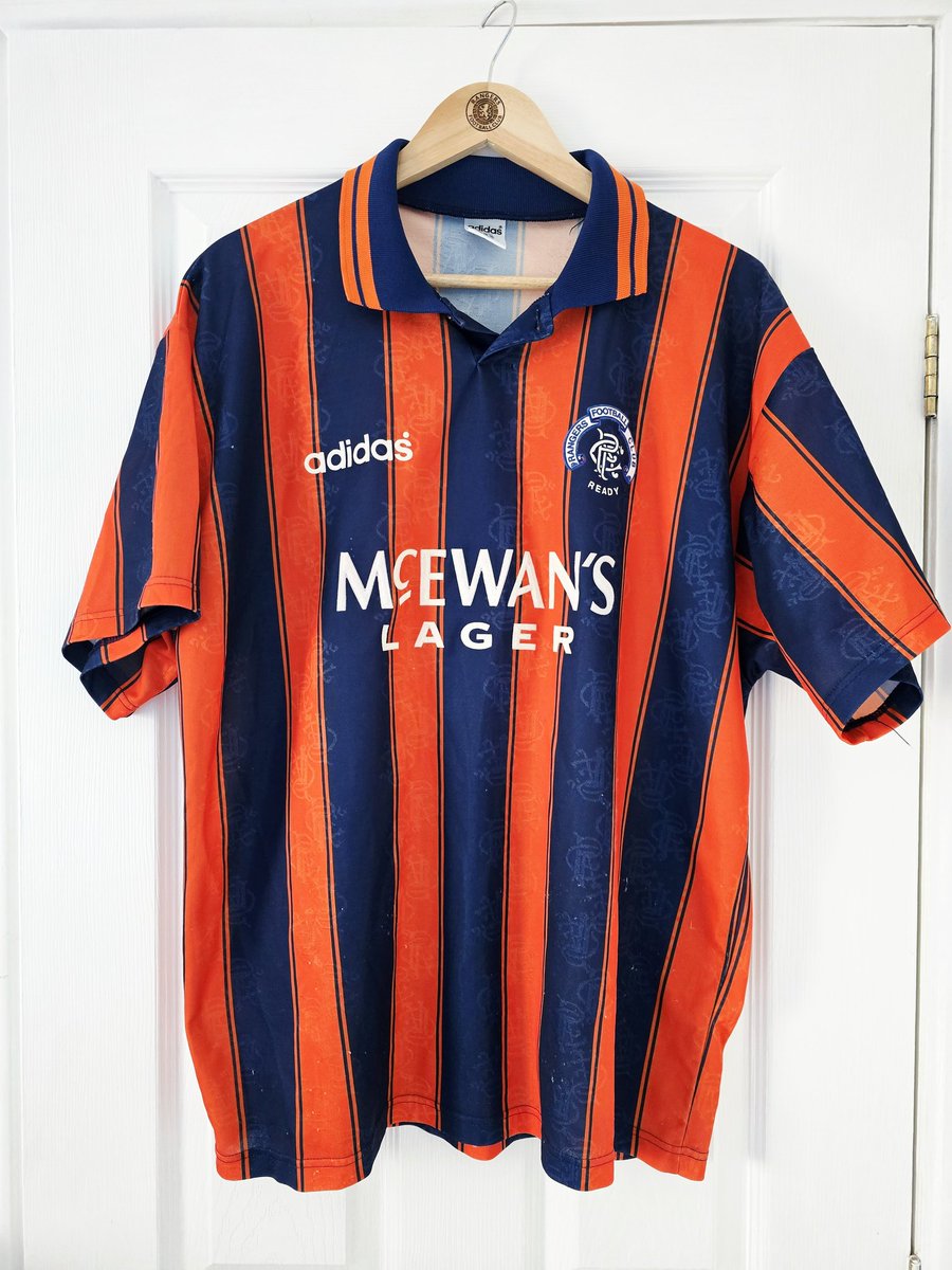 Morethanakit's tweet photo. Available 🔴⚪🔵 

1993 Adidas - XL £130
1992 Adidas Champs League Version - Medium £120
1987 Umbro - Medium £110

All very good condition 👌 
Shares appreciated 🤝 

#RangersFC https://t.co/FsTPBT1cxc